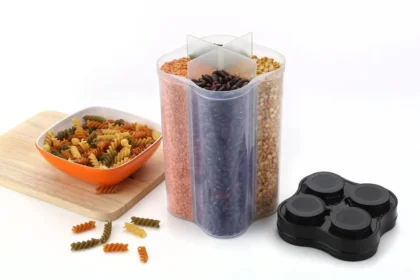 4-Section Locking Food Storage Jar – Multi-Compartment Container for Grains, Snacks & Fridge Use