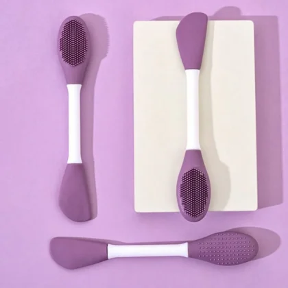 Double-Headed Silicone Mask Brush | Facial Cleansing & Mask Application Tool (1 Pc)